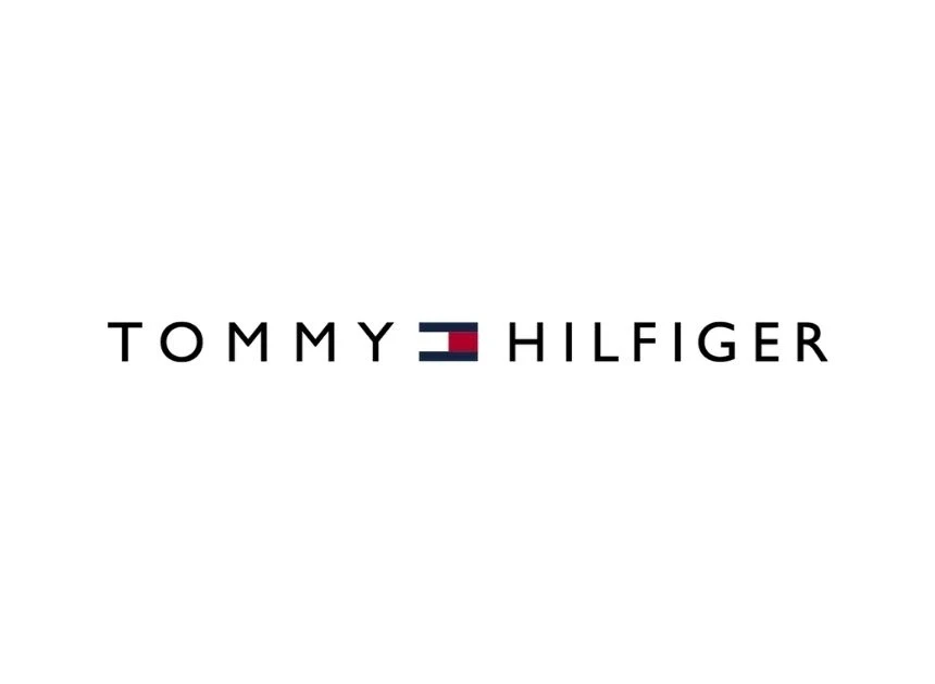 <strong>TOMMY HILFINGER</strong>